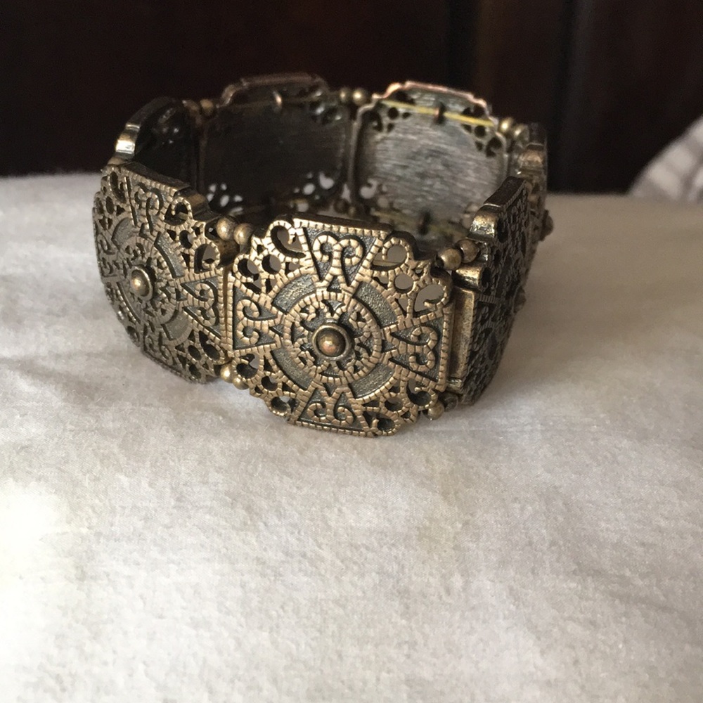 Stretch bracelet